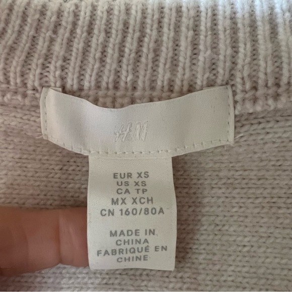 H&M | Cream knit two piece set body con dress and sweater knife skirt set - Picture 8 of 9